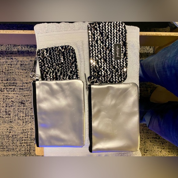 Women's purses. Brand new never used. NWOT. By Kendall and Kyle. - Picture 4 of 8